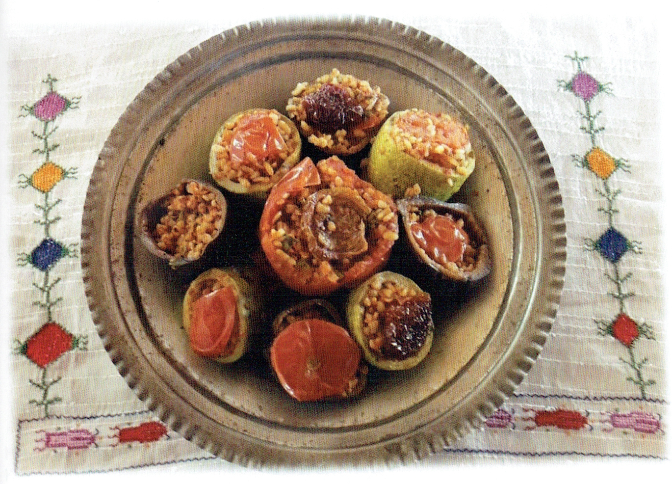 Bulgurlu Zeytinyağlı Yörük Dolması